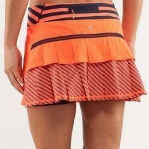 Lululemon pace setter skirt in light flare inkwell size 10 Regular